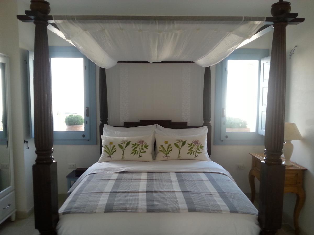 The Proud Garden Bed & Breakfast Carovigno Bagian luar foto